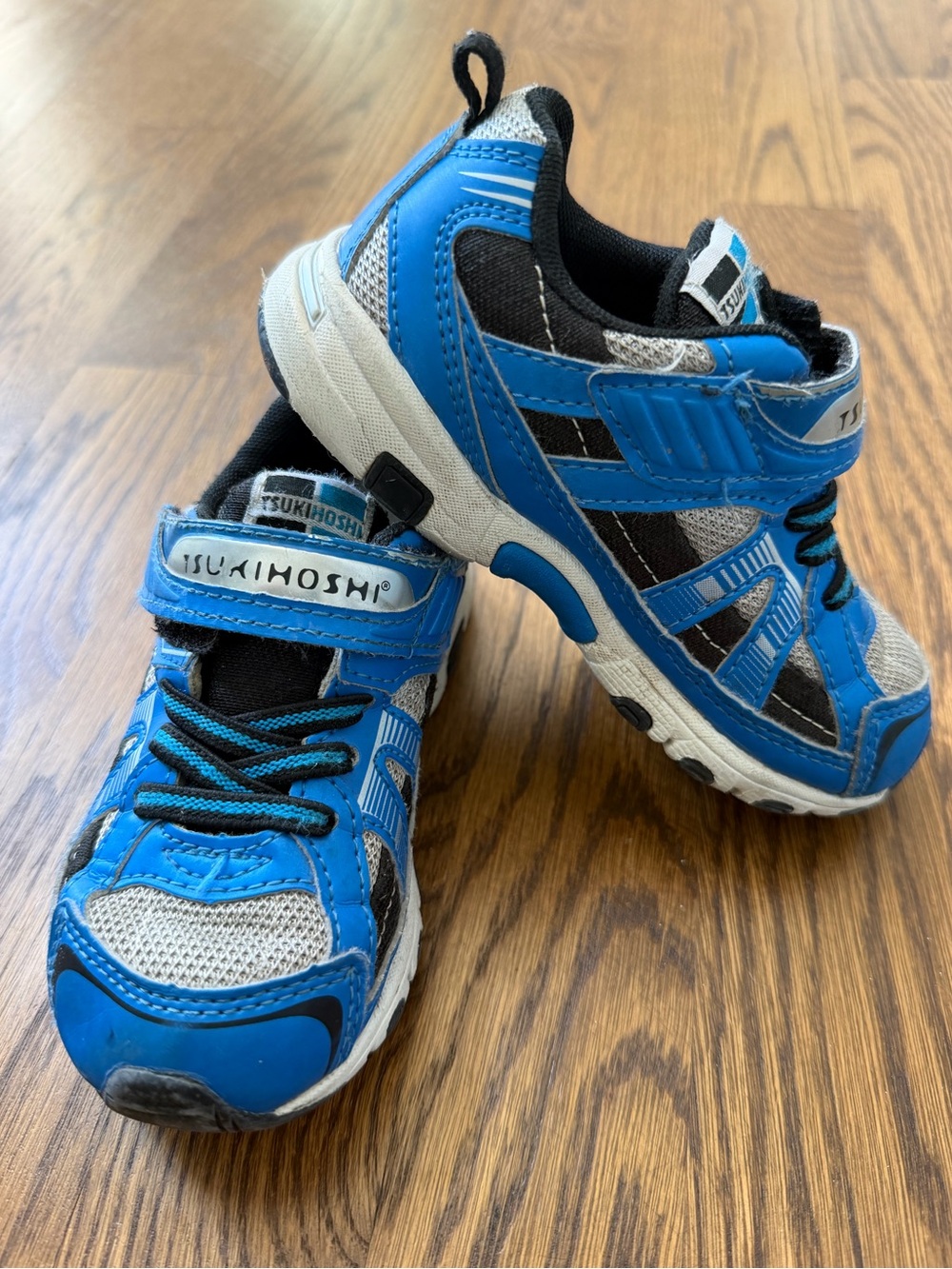 Tsukihoshi Storm sneakers in Blue, toddler size 9